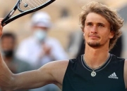 开云下载-包含法国网球队横扫英国网球队，西西帕斯高光表现的词条