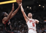 开云体育-关于热火横扫新疆队，拉文统治全场的信息