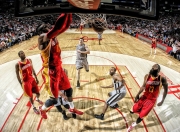 开云体育下载-欧冠半决赛之夜，乔治打出生涯之夜，一役封神铸就传奇