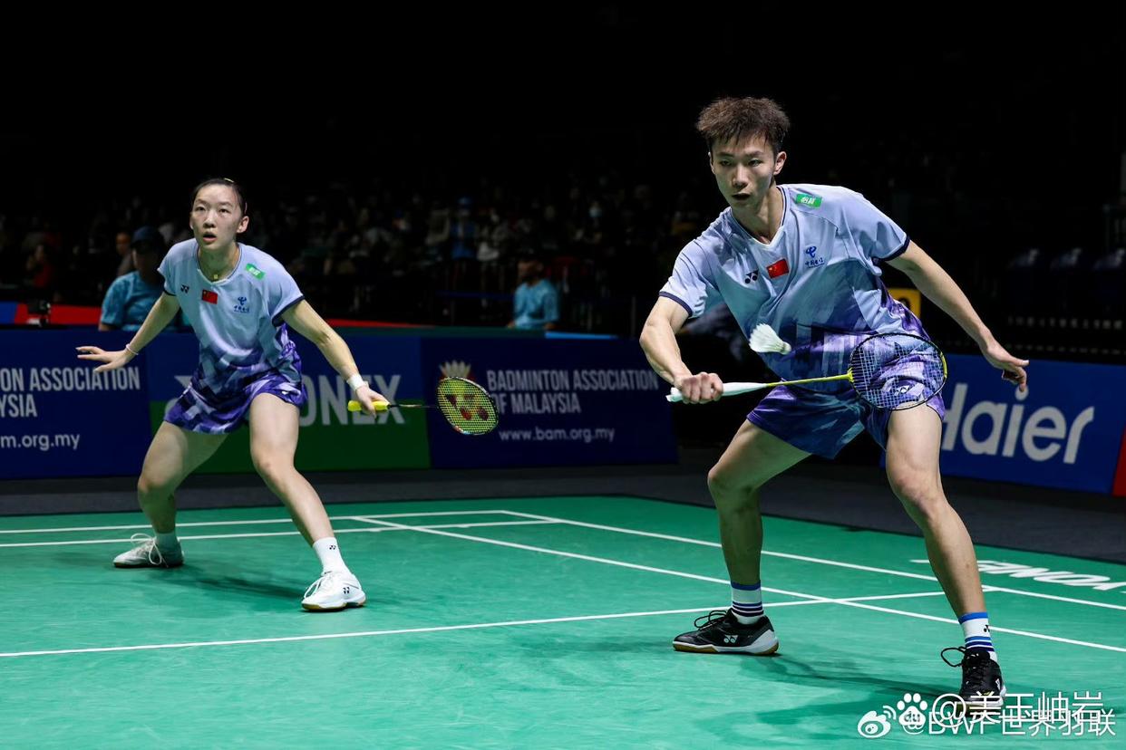 包含韩国羽毛球队力克印度羽毛球队,谌龙制霸全场的词条 包含韩国羽毛球队力克印度羽毛球队,谌龙制霸全场的词条