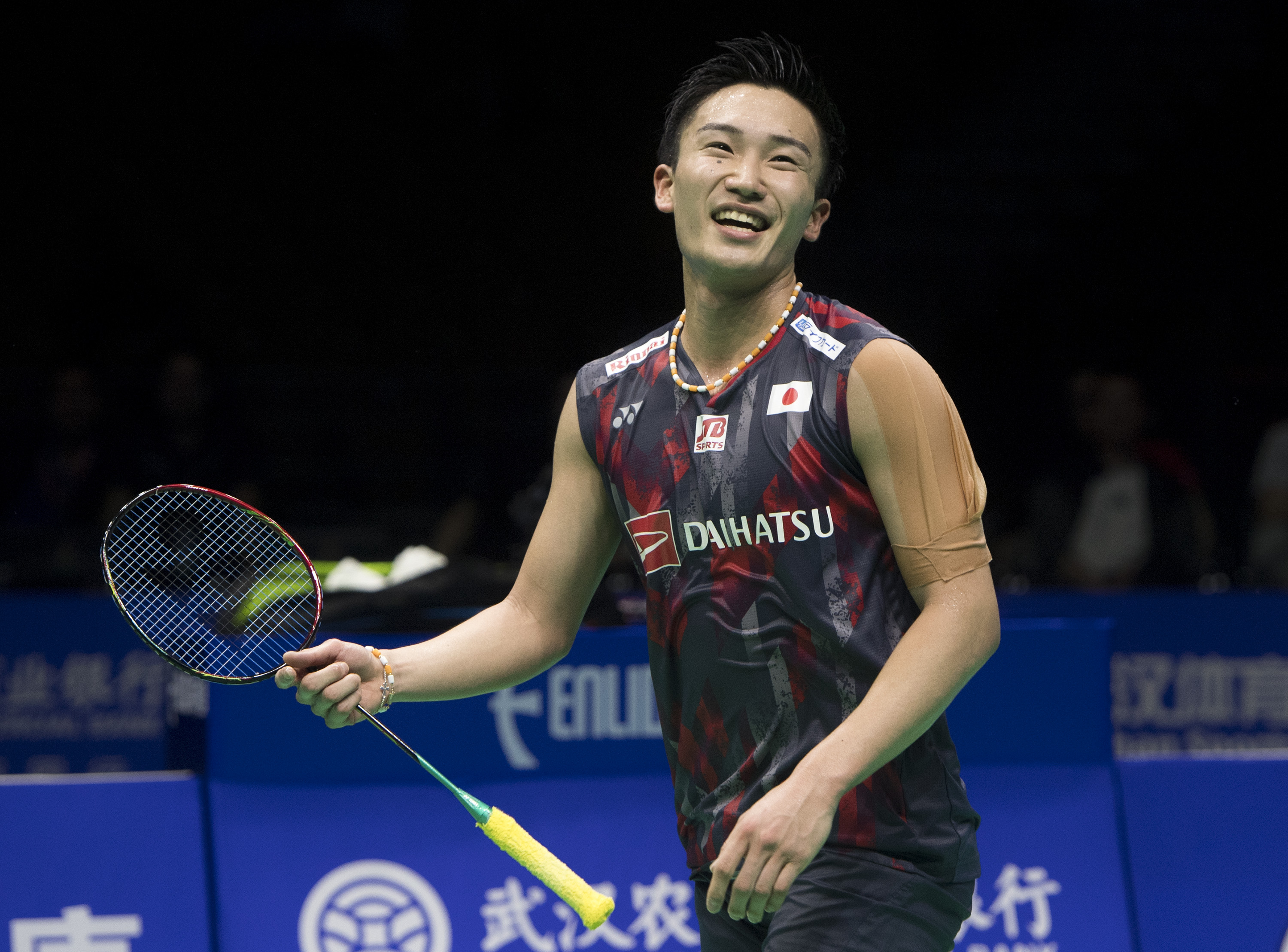 泰国羽毛球队完胜印尼羽毛球队,桃田贤斗高光表现的简单介绍 泰国羽毛球队完胜印尼羽毛球队,桃田贤斗高光表现的简单介绍