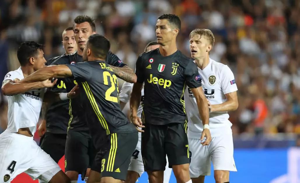 法国翻盘尤文,阿奎罗关键制胜的简单介绍 法国翻盘尤文,阿奎罗关键制胜的简单介绍