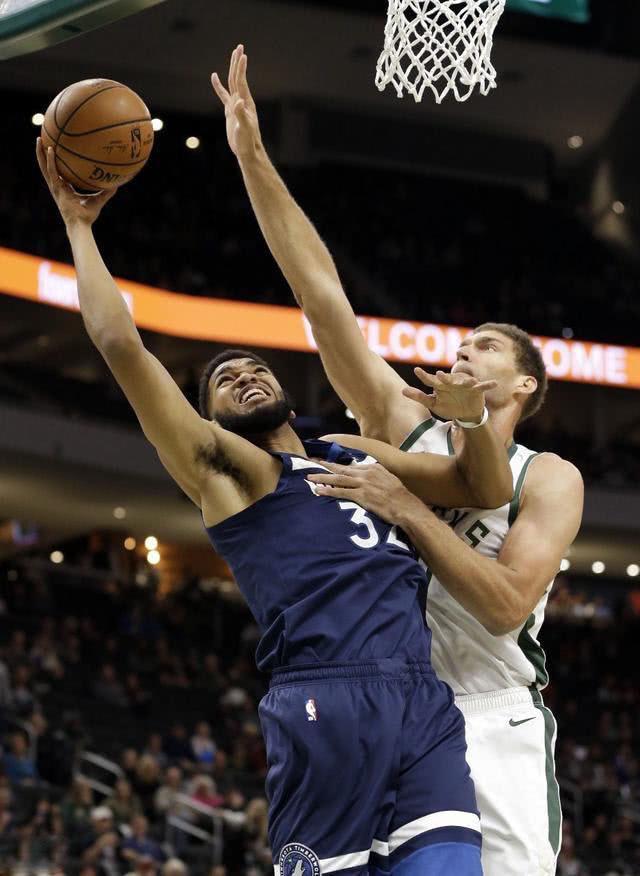 雄鹿B队血洗塞尔维亚男篮,费沃斯打破历史纪录 雄鹿B队血洗塞尔维亚男篮,费沃斯打破历史纪录