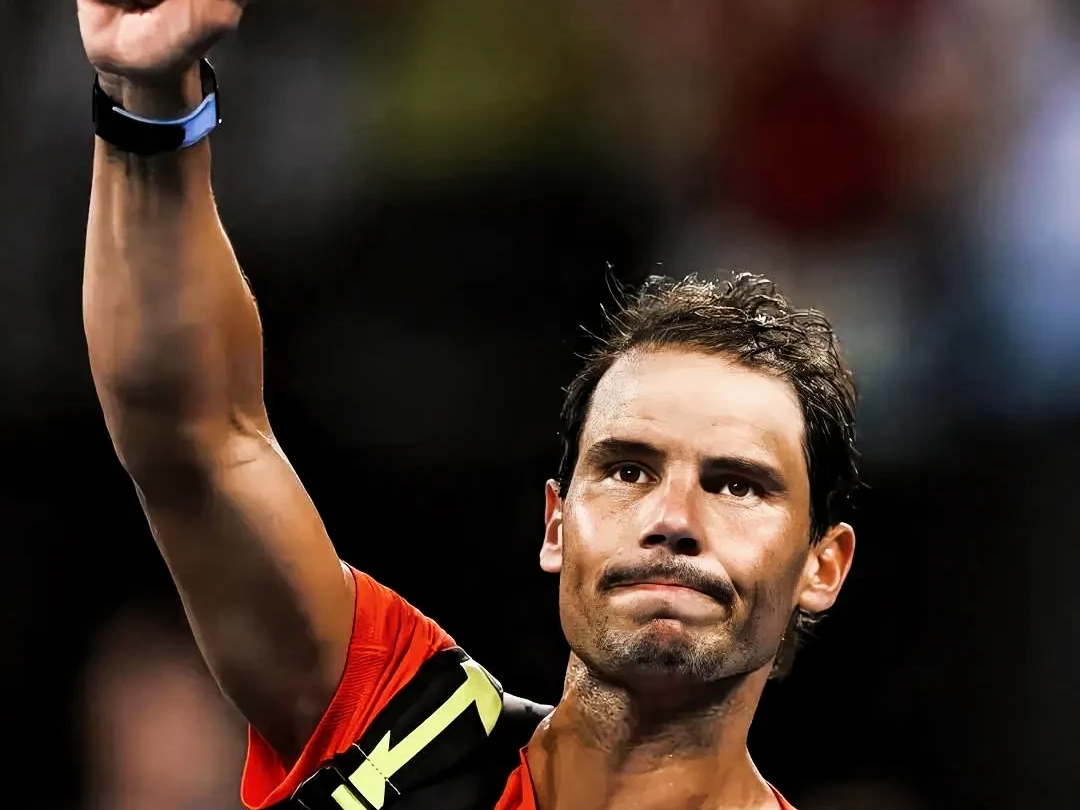 英国网球队险胜西班牙网球队,纳达尔制霸全场的简单介绍 英国网球队险胜西班牙网球队,纳达尔制霸全场的简单介绍