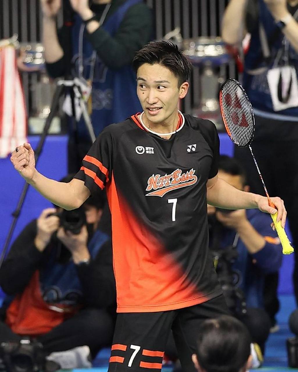 印度羽毛球队翻盘中国羽毛球队,桃田贤斗制霸全场的简单介绍 印度羽毛球队翻盘中国羽毛球队,桃田贤斗制霸全场的简单介绍