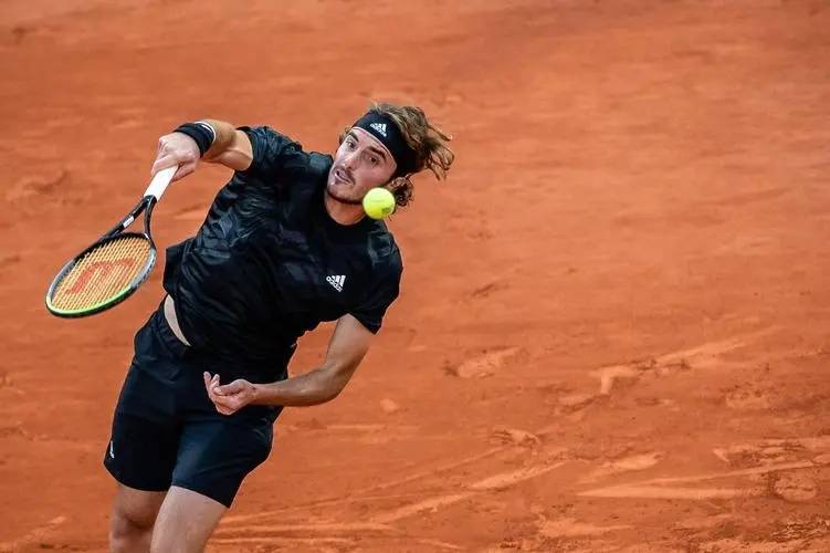 日本网球队绝杀澳大利亚网球队,西西帕斯制霸全场的简单介绍 日本网球队绝杀澳大利亚网球队,西西帕斯制霸全场的简单介绍