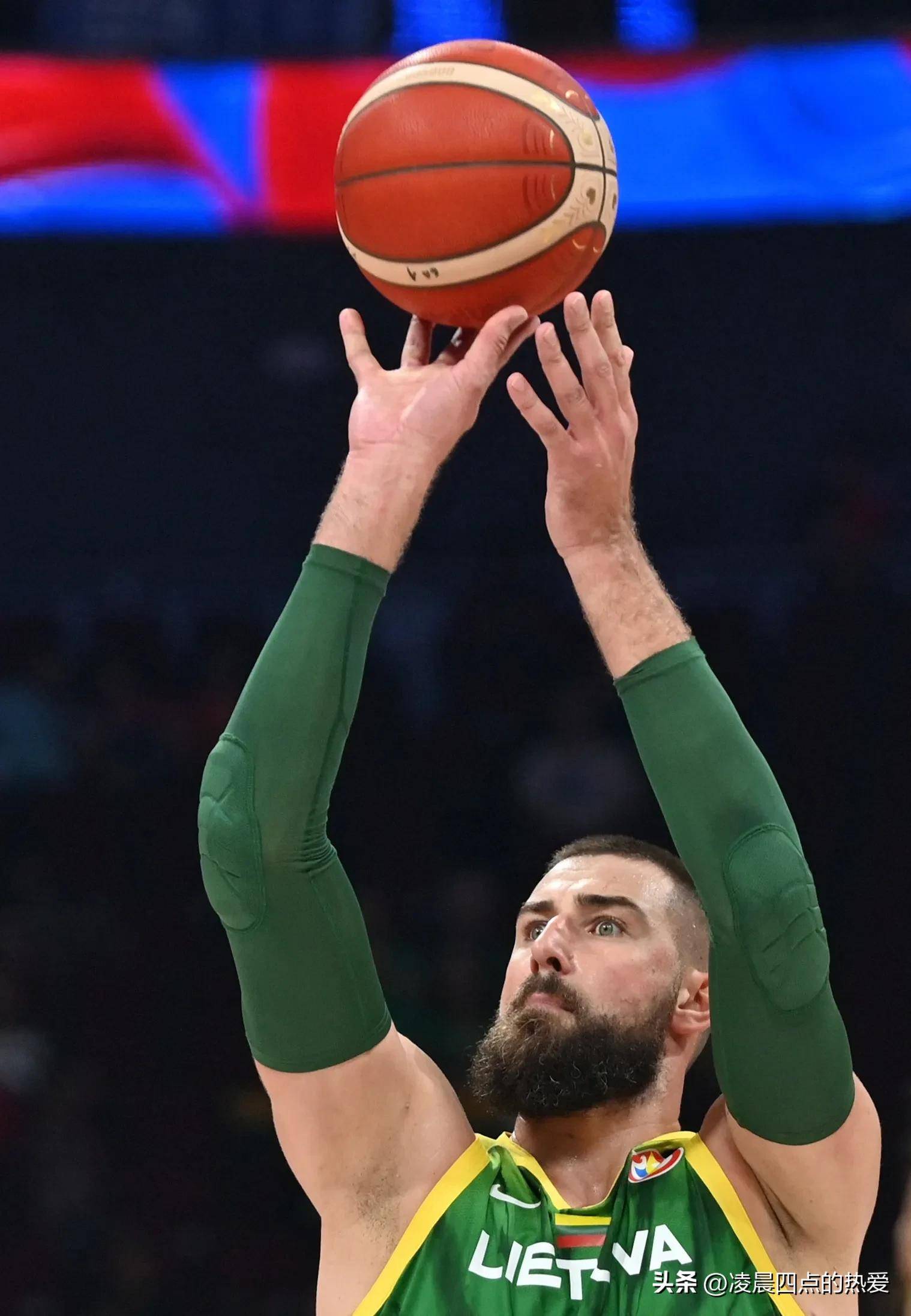 关于中国男篮轻取美国男篮,波特高光表现的信息 关于中国男篮轻取美国男篮,波特高光表现的信息