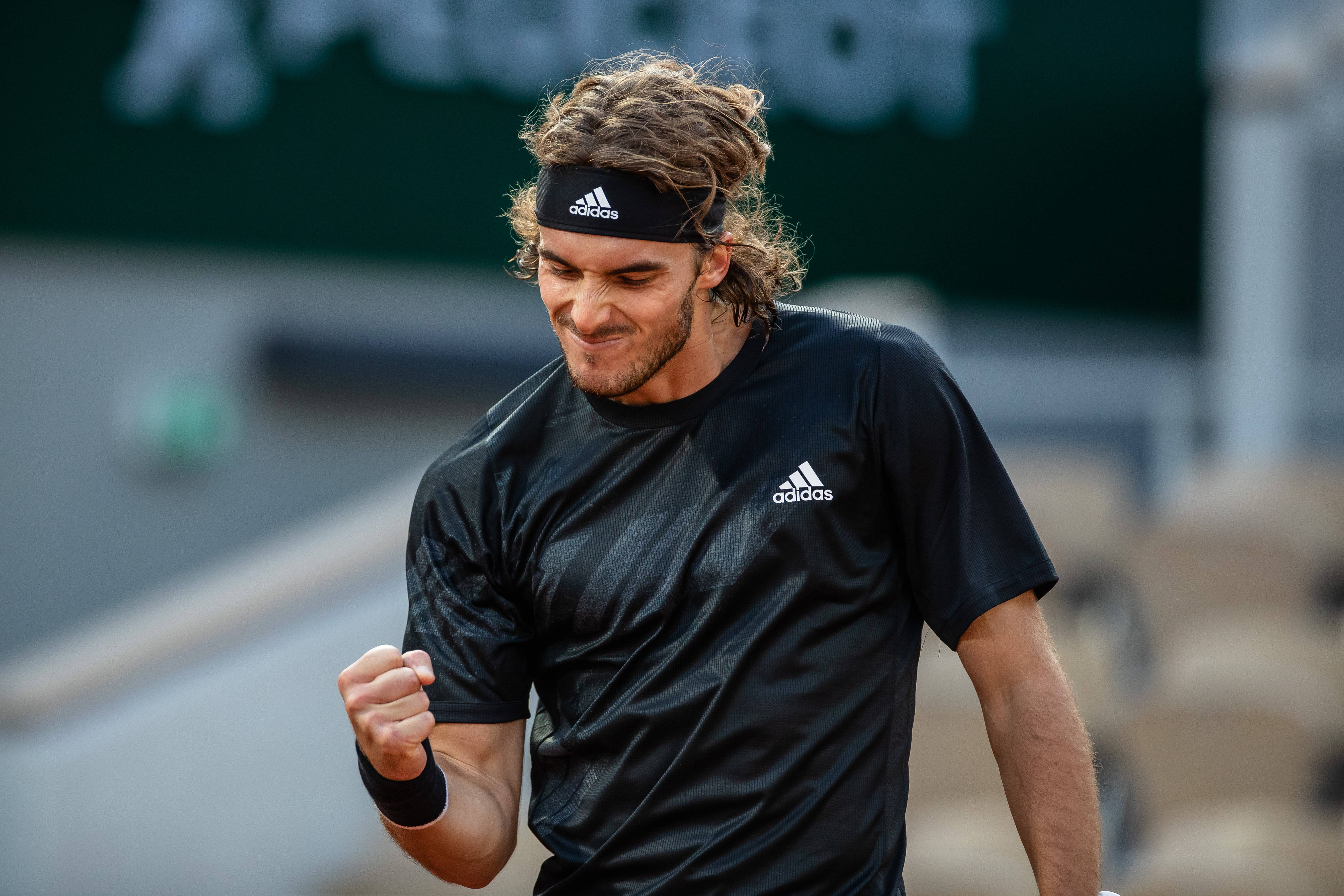 包含法国网球队横扫英国网球队,西西帕斯高光表现的词条 包含法国网球队横扫英国网球队,西西帕斯高光表现的词条