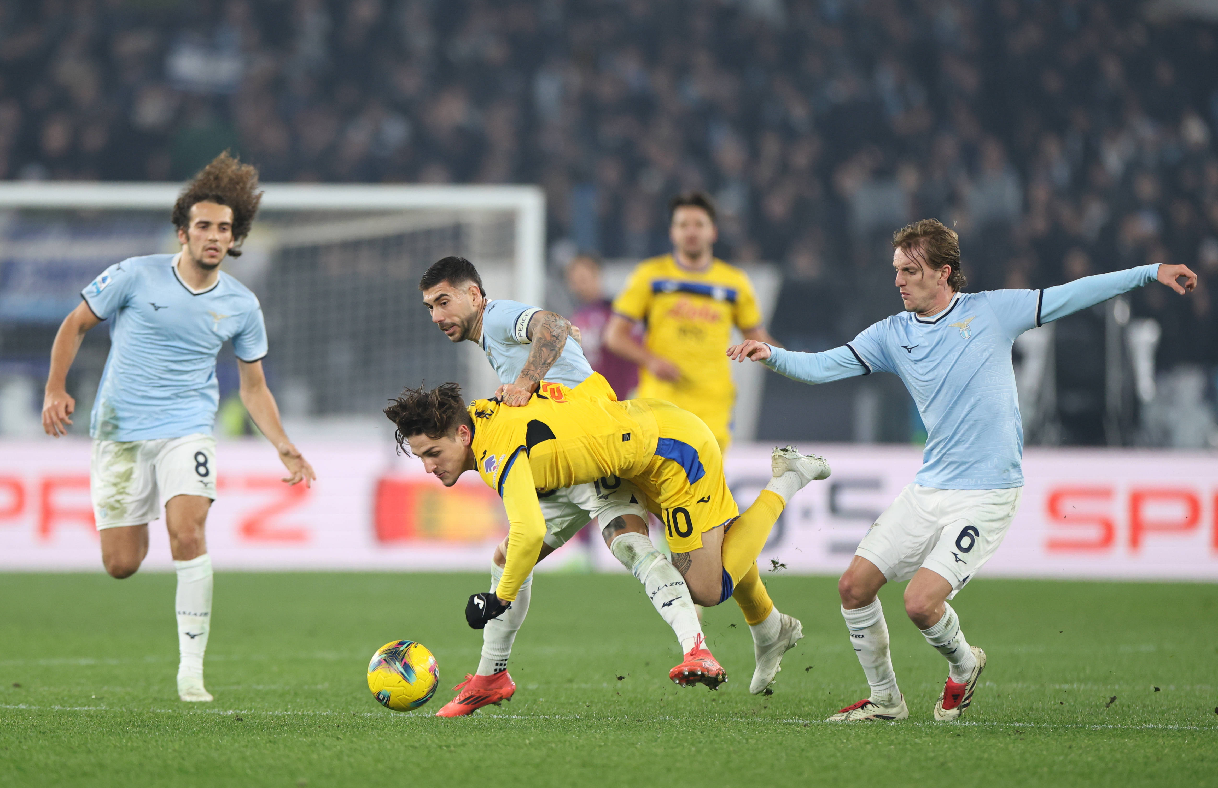包含欧预赛众队力拼,希望指向未来的词条 包含欧预赛众队力拼,希望指向未来的词条