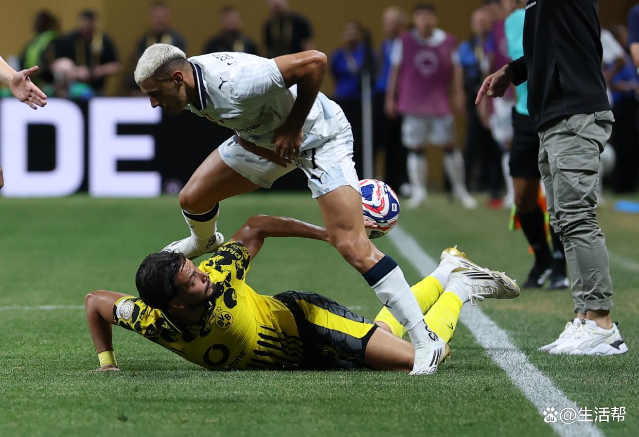 关于多特蒙德主场惨败,遭遇联赛失利的信息 关于多特蒙德主场惨败,遭遇联赛失利的信息