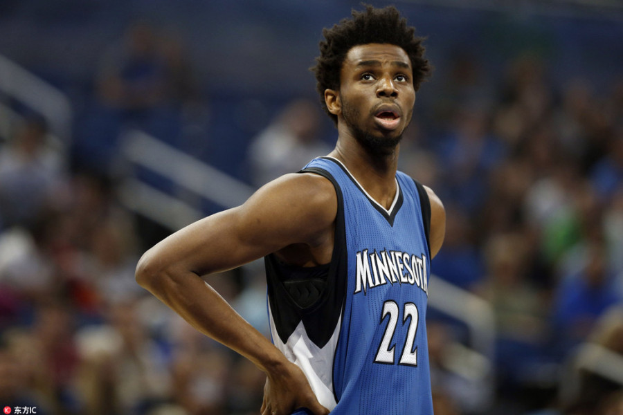 狼队客场落败,陷入连败泥沼的简单介绍 狼队客场落败,陷入连败泥沼的简单介绍