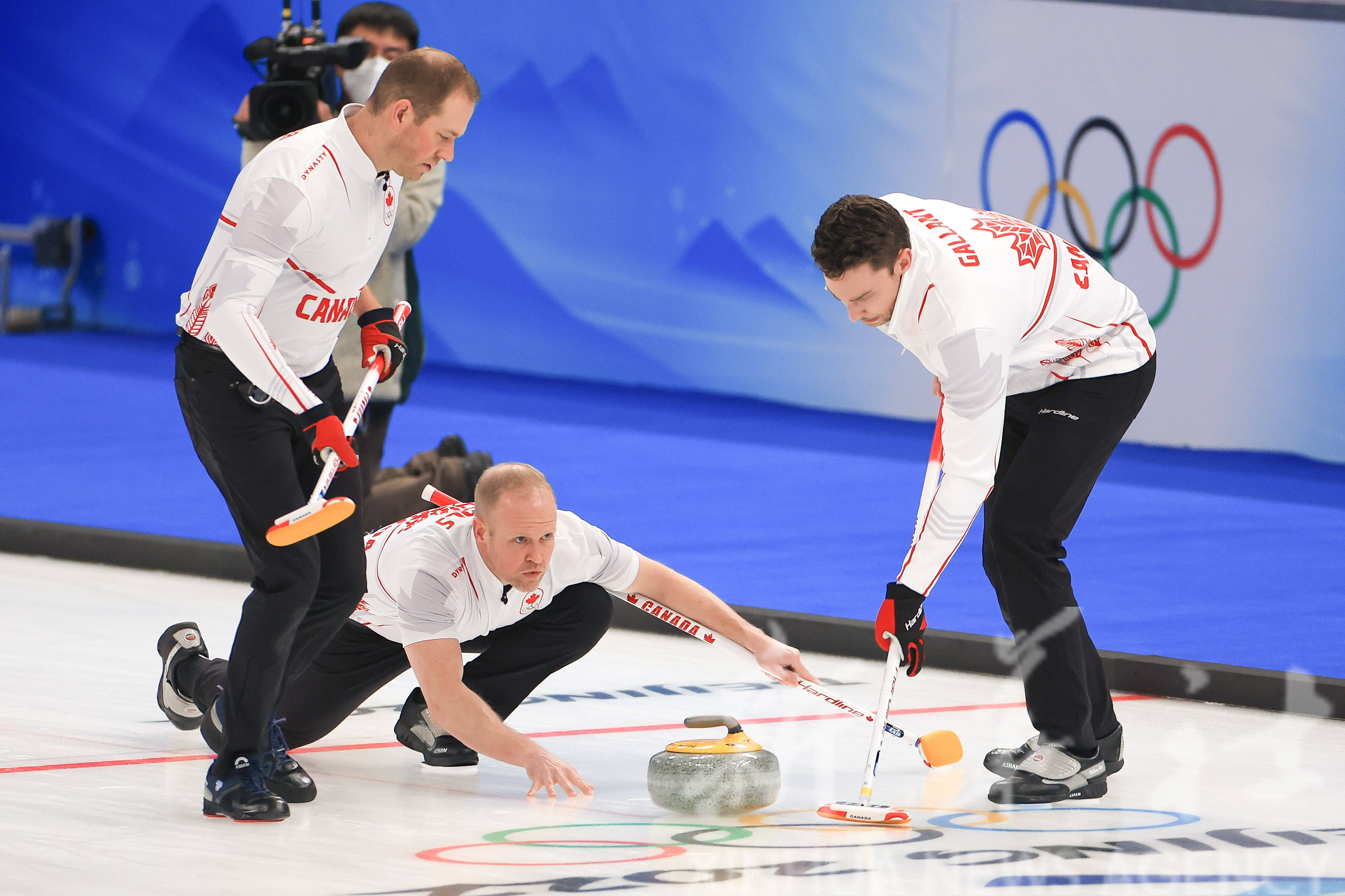 包含加拿大选手游泳比赛中状态回暖,力压对手的词条 包含加拿大选手游泳比赛中状态回暖,力压对手的词条