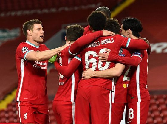 包含塞维利亚横扫瑞士，福登带队取胜的词条