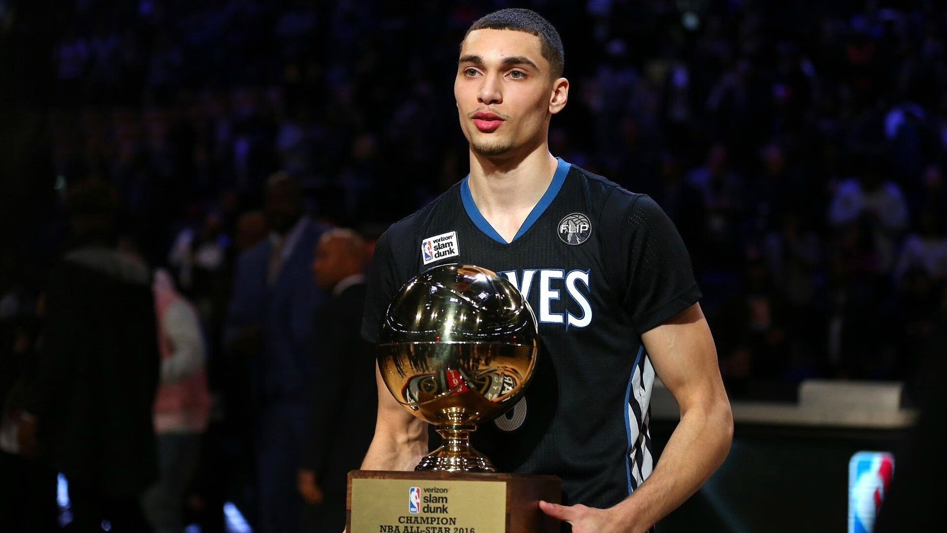 小贾伦爆发如火山喷发，浙江队硬仗取胜北京队展冠军相